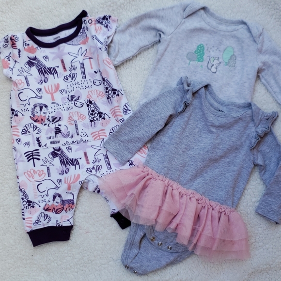 Gymboree Other - Bundle baby clothes